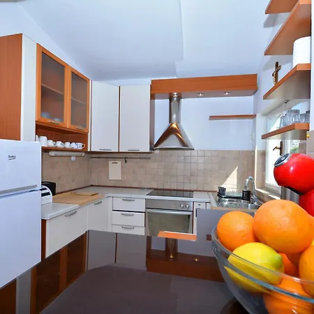 Apartment Bacvice Near The Split