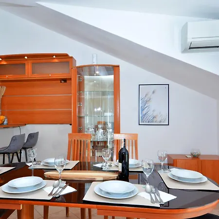 Bacvice Near The 公寓